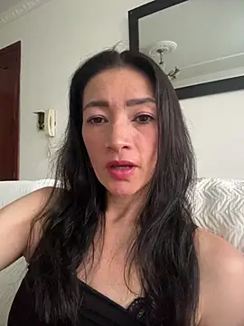 Yulia sx online show from March 2026 10:48:01 PM