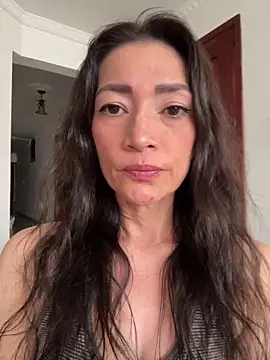 Yulia sx online show from February 2026 09:26:01 PM