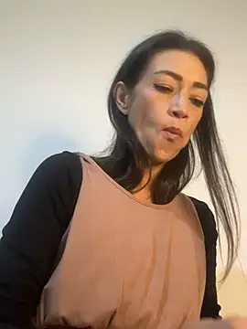 Snapshot of Yulia_sx chatting on March 2025 08:48:01 PM Yulia sx online show from March 2025 08:48:01 PM