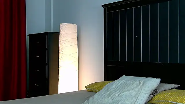 Yanira Muslim online show from November 2025 05:07:02 AM