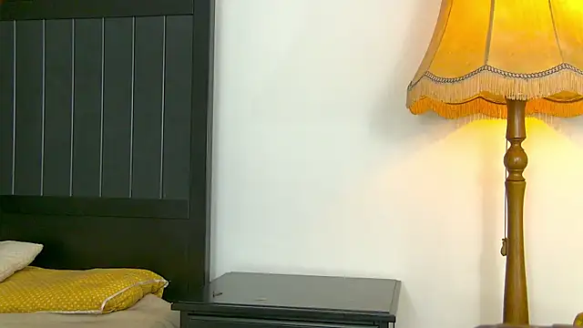 Snapshot of Yanira_Muslim chatting on February 2026 05:06:01 AM Yanira Muslim online show from February 2026 05:06:01 AM