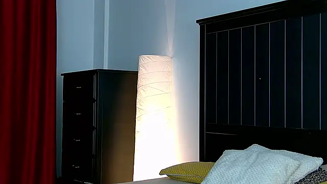 Yanira Muslim online show from November 2025 05:02:01 AM