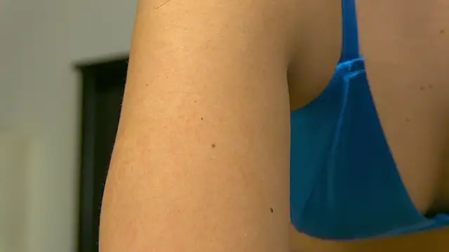 Yanira Muslim online show from April 2026 04:19:01 AM