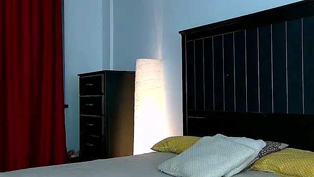 Yanira Muslim online show from November 2025 05:11:02 AM