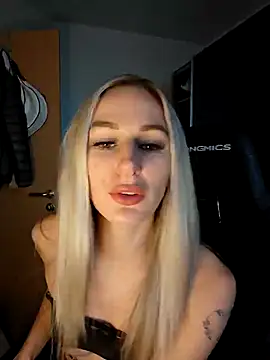 Liana Lou online show from January 2025 11:26:02 AM