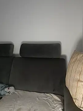 Liana Lou online show from January 2025 07:48:02 PM