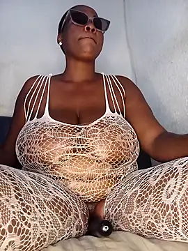 Mtsepara online show from April 2026 11:43:02 PM