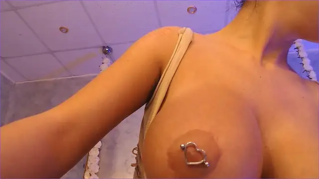 MolyStone online show from October 2025 08:12:02 AM