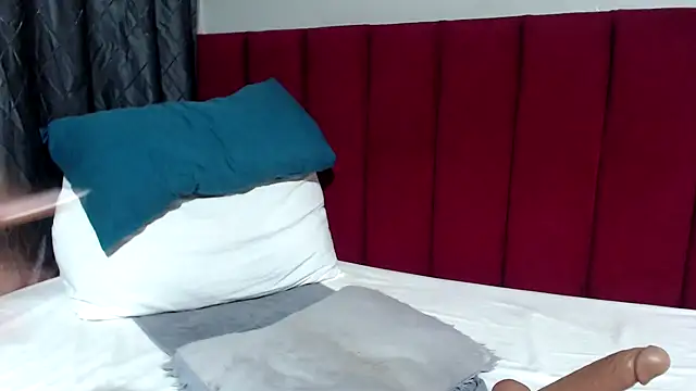 Mochabae online show from November 2025 04:05:02 AM