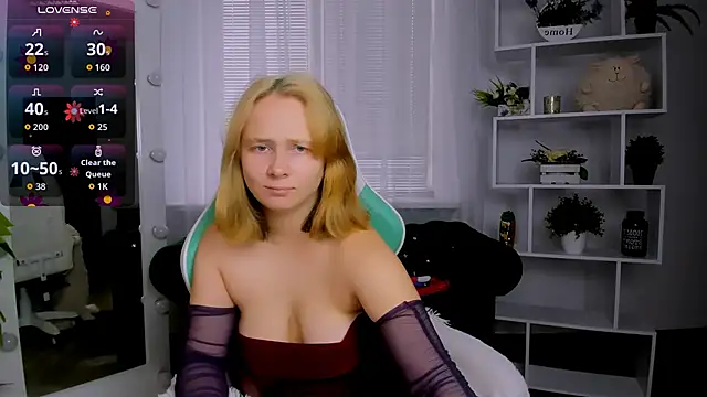 Snapshot of Ketrin_n_ chatting on November 2025 06:14:01 AM Ketrin n online show from November 2025 06:14:01 AM