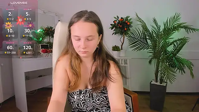 Snapshot of Ketrin_n_ chatting on October 2025 06:12:02 AM Ketrin n online show from October 2025 06:12:02 AM