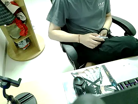 HEARRY668 online show from April 2026 03:25:02 PM