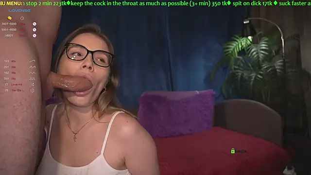 Snapshot of helena_play chatting on October 2025 08:28:01 PM helena play online show from October 2025 08:28:01 PM