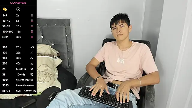 Jacobb Lee online show from March 2025 10:11:01 PM