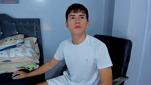 Jacobb Lee online show from December 2025 08:43:02 PM