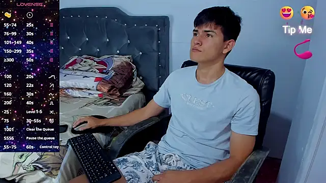 Jacobb Lee online show from October 2025 10:44:01 PM