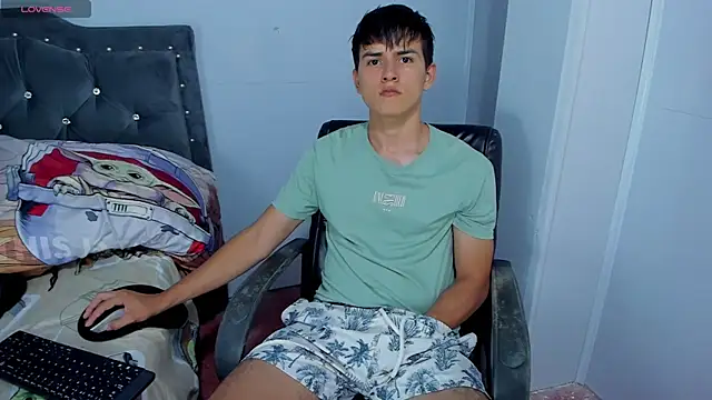 Jacobb Lee online show from October 2025 08:20:02 PM