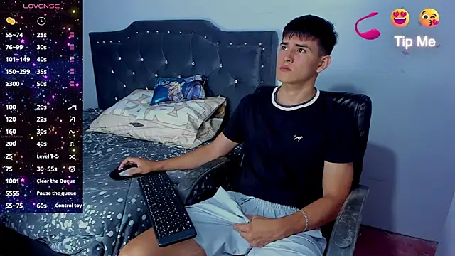 Jacobb Lee online show from September 2025 08:56:01 PM