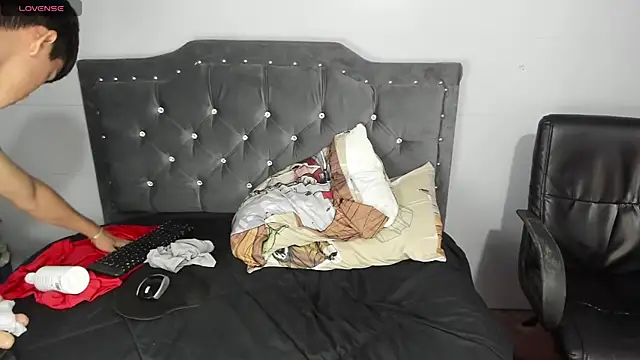 Jacobb Lee online show from March 2025 11:15:01 PM