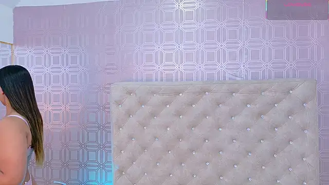 Sara Desire online show from November 2025 12:15:02 PM