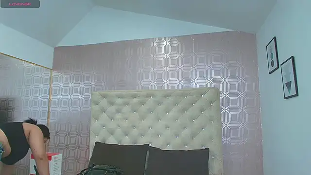 Sara Desire online show from March 2025 12:22:02 PM