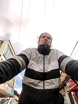 rebekka simpson online show from November 2025 12:44:02 PM