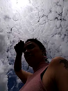 rebekka simpson online show from November 2025 05:17:02 PM