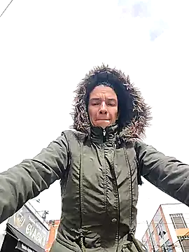 rebekka simpson online show from November 2025 01:22:02 PM