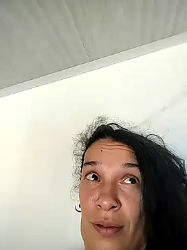 rebekka simpson online show from December 2025 09:05:01 PM