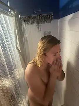 allissonw13 online show from December 2025 03:38:02 AM