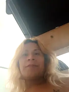 allissonw13 online show from September 2025 04:48:02 AM