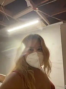 Snapshot of allissonw13 chatting on January 2026 08:18:01 AM allissonw13 online show from January 2026 08:18:01 AM