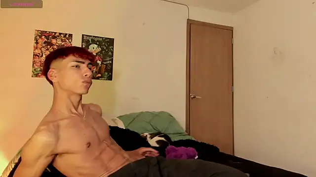 Snapshot of Teo_skinny chatting on October 2025 07:16:02 PM Teo skinny online show from October 2025 07:16:02 PM