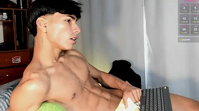Snapshot of Teo_skinny chatting on July 2026 04:59:01 PM Teo skinny online show from July 2026 04:59:01 PM