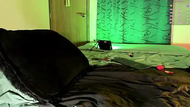 Snapshot of Teo_skinny chatting on February 2025 09:42:01 PM Teo skinny online show from February 2025 09:42:01 PM