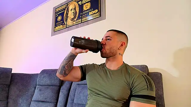 JeremyLowe online show from January 2026 08:27:01 PM