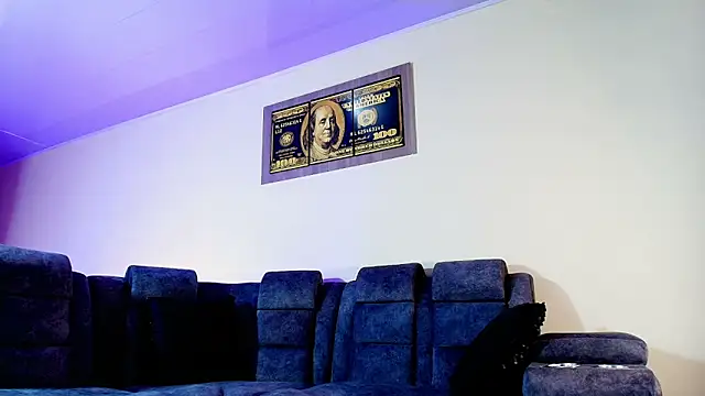 JeremyLowe online show from October 2025 08:08:01 PM