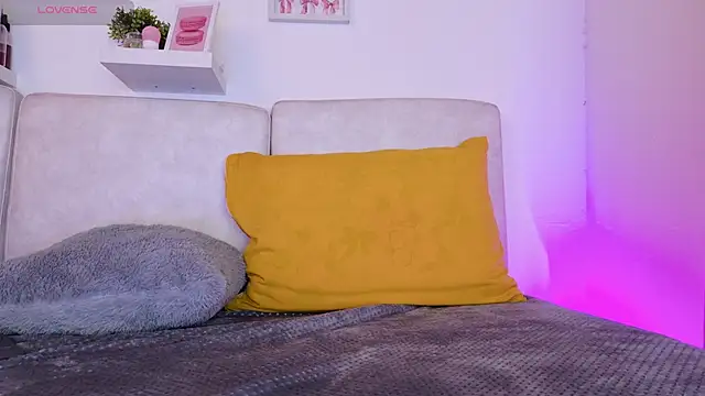 Malka Burning online show from April 2026 08:15:01 PM