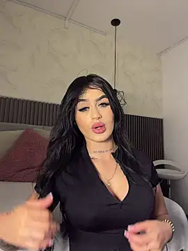 SOPHICARTERS online show from May 2026 12:43:01 PM