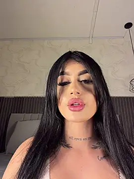 SOPHICARTERS online show from May 2026 12:31:01 PM