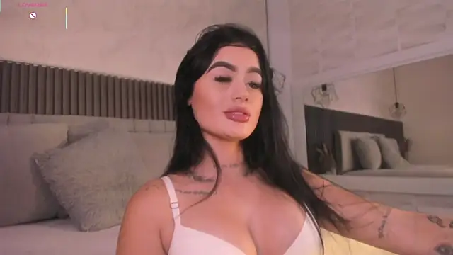 SOPHICARTERS online show from November 2025 11:32:02 AM