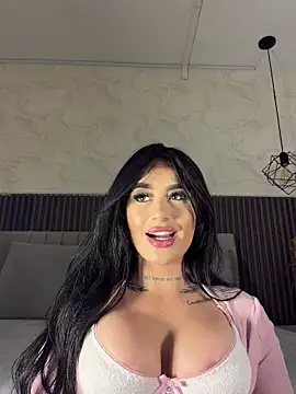 SOPHICARTERS online show from April 2026 02:25:01 PM