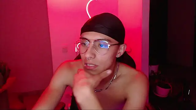 Snapshot of jay_dimarco2 chatting on February 2026 04:43:02 AM jay dimarco2 online show from February 2026 04:43:02 AM