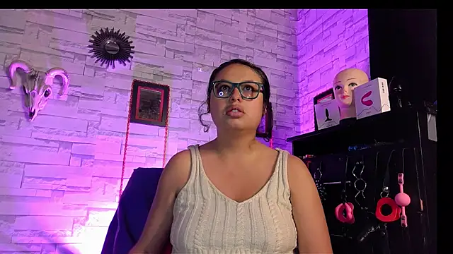 slave Rubi online show from September 2025 11:37:01 AM
