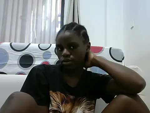 hottgirlval online show from June 2026 11:44:01 AM