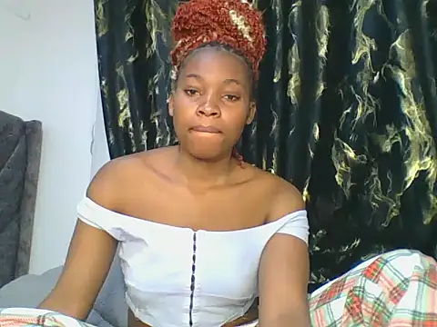 Snapshot of _Becky002 chatting on October 2025 03:47:02 PM Becky002 online show from October 2025 03:47:02 PM