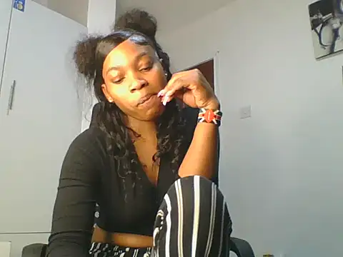 Snapshot of _Becky002 chatting on July 2026 05:37:02 PM Becky002 online show from July 2026 05:37:02 PM