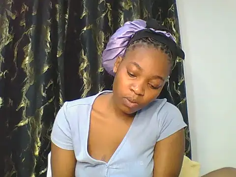 Snapshot of _Becky002 chatting on April 2026 09:11:01 AM Becky002 online show from April 2026 09:11:01 AM