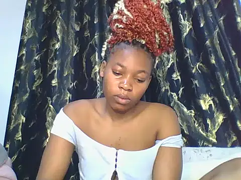 Snapshot of _Becky002 chatting on October 2025 11:22:02 AM Becky002 online show from October 2025 11:22:02 AM