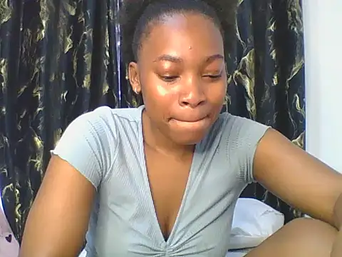 Snapshot of _Becky002 chatting on March 2026 10:19:02 AM Becky002 online show from March 2026 10:19:02 AM